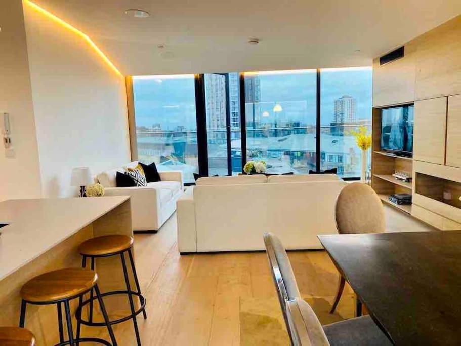 Large 3 Bed 3 Bathrooms Penthouse With Terrace And City Views In ลอนดอน ภายนอก รูปภาพ