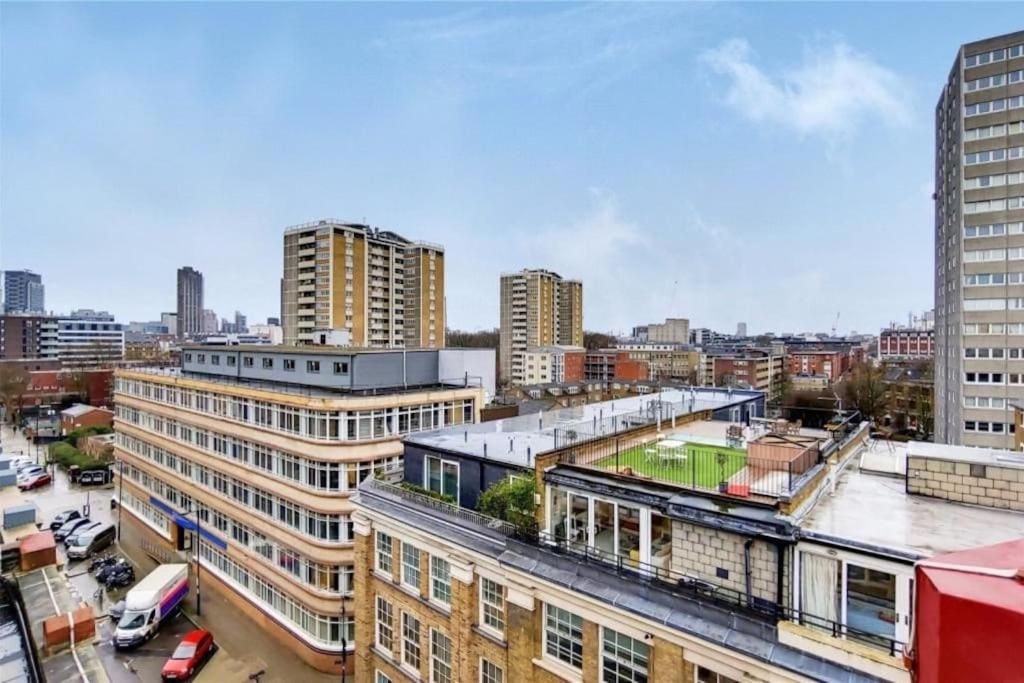 Large 3 Bed 3 Bathrooms Penthouse With Terrace And City Views In ลอนดอน ภายนอก รูปภาพ